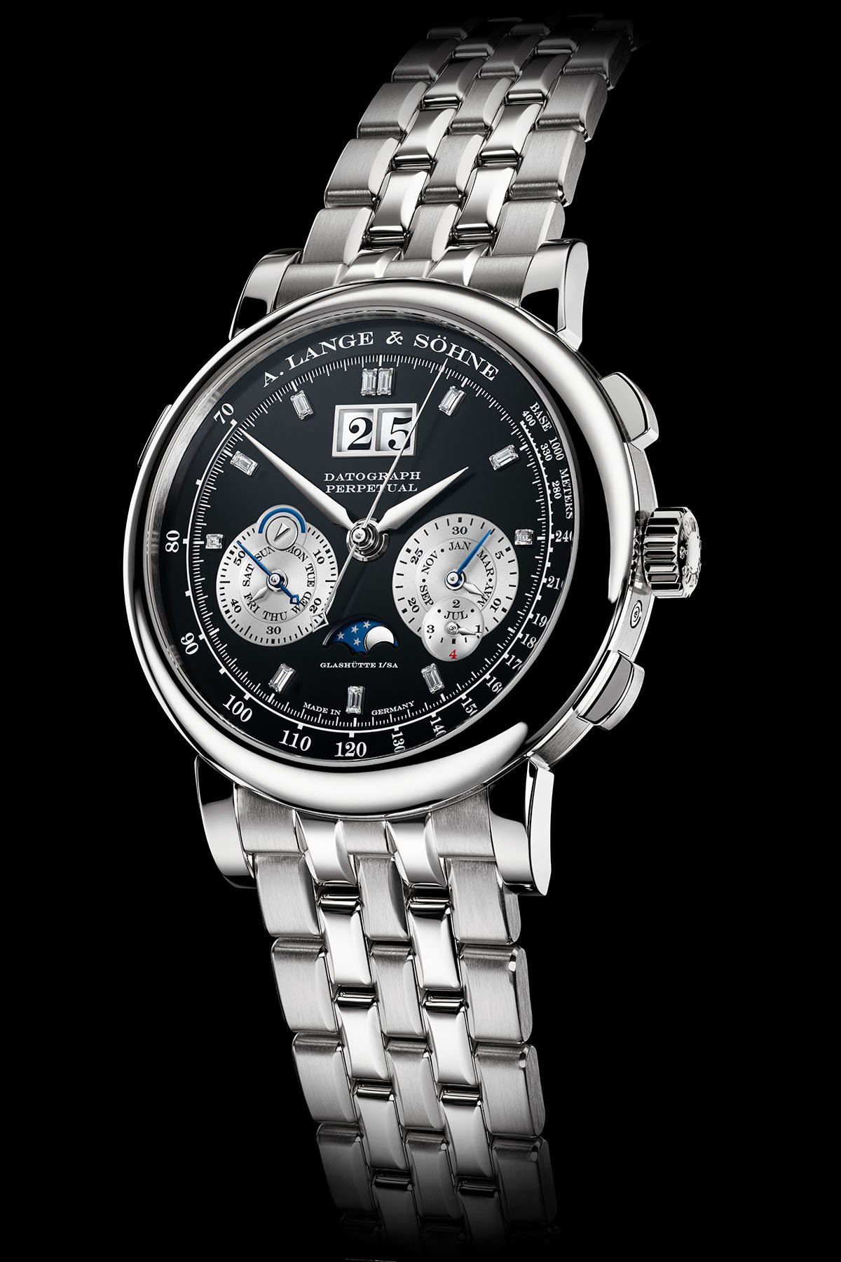 ALS 410 136 B01 DATOGRAPH PERPETUAL 2026 A. Lange & Söhne Datograph Perpetual 410.136E upright, angled