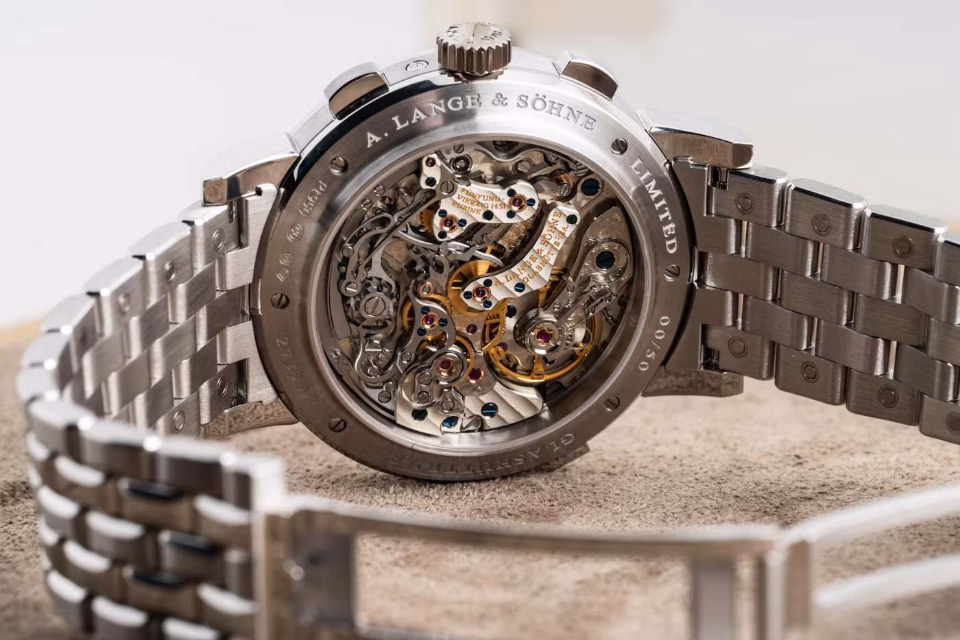 tan2h lange datograph perpetual diamonds 05109 compressed Datograph L952.1 Caliber